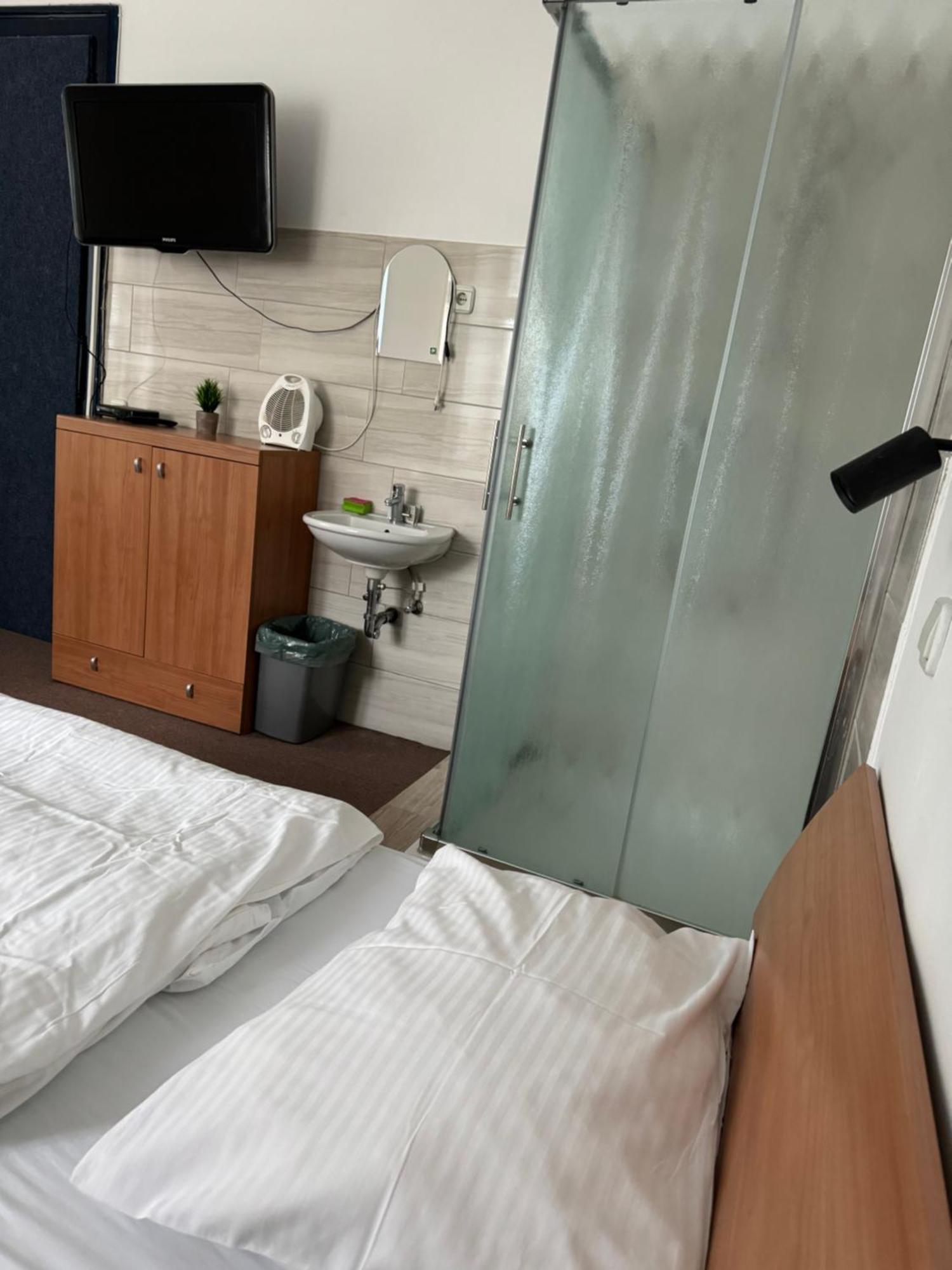 Guesthouse Pri Tonetu Птуй Екстериор снимка