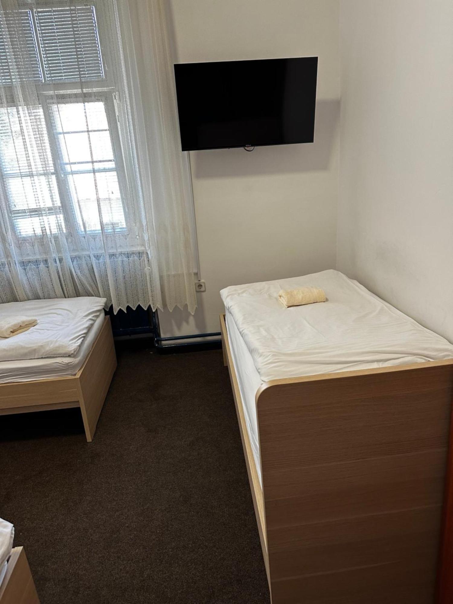 Guesthouse Pri Tonetu Птуй Екстериор снимка